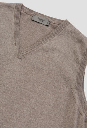 Gilet in lana pettinata ESSENTIAL - Ferrante | img vers.300x/