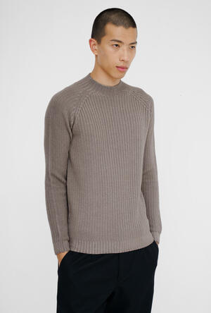 Mezzocollo tinto in capo MAIN - Ferrante | img vers.300x/