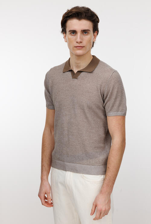 Polo vanis&egrave; senza bottoni Marrone