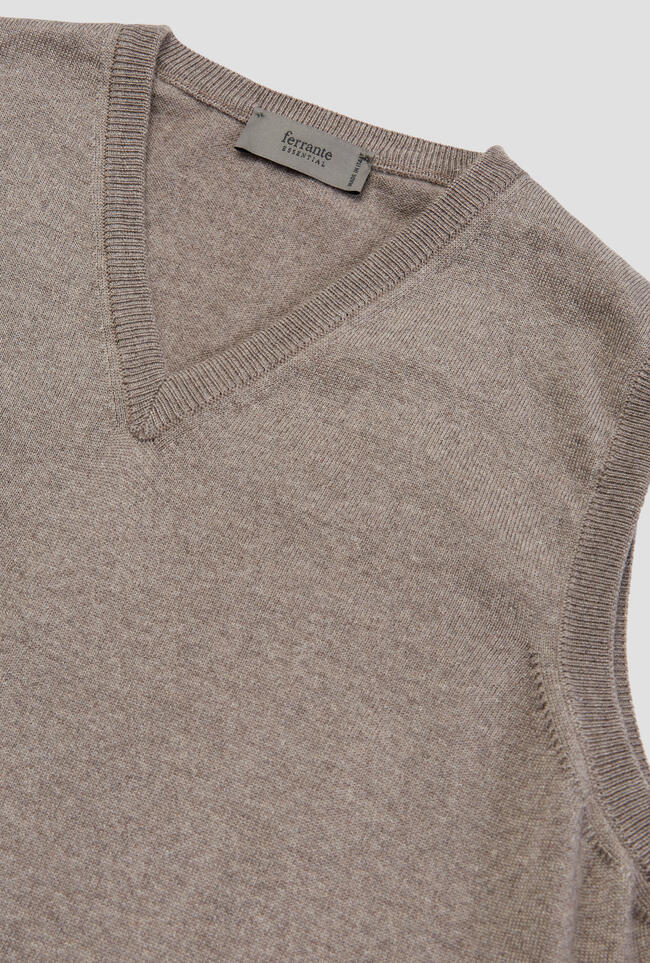 Gilet in lana pettinata ESSENTIAL - Ferrante | img vers.1300x/