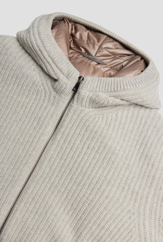 Felpa imbottita in lana merino MAIN - Ferrante | img vers.1300x/