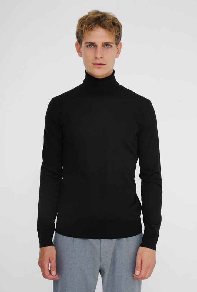 Dolcevita in pura lana extralight ROYAL RED - Ferrante | img vers.1300x/