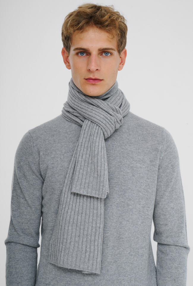 Sciarpa in puro cashmere ROYAL RED - Ferrante | img vers.1300x/