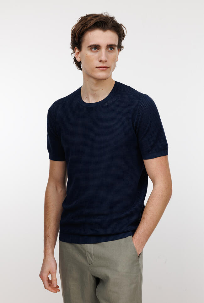 Girocollo tinto in capo con lavorazione traforata MAIN - Ferrante | img vers.1300x/